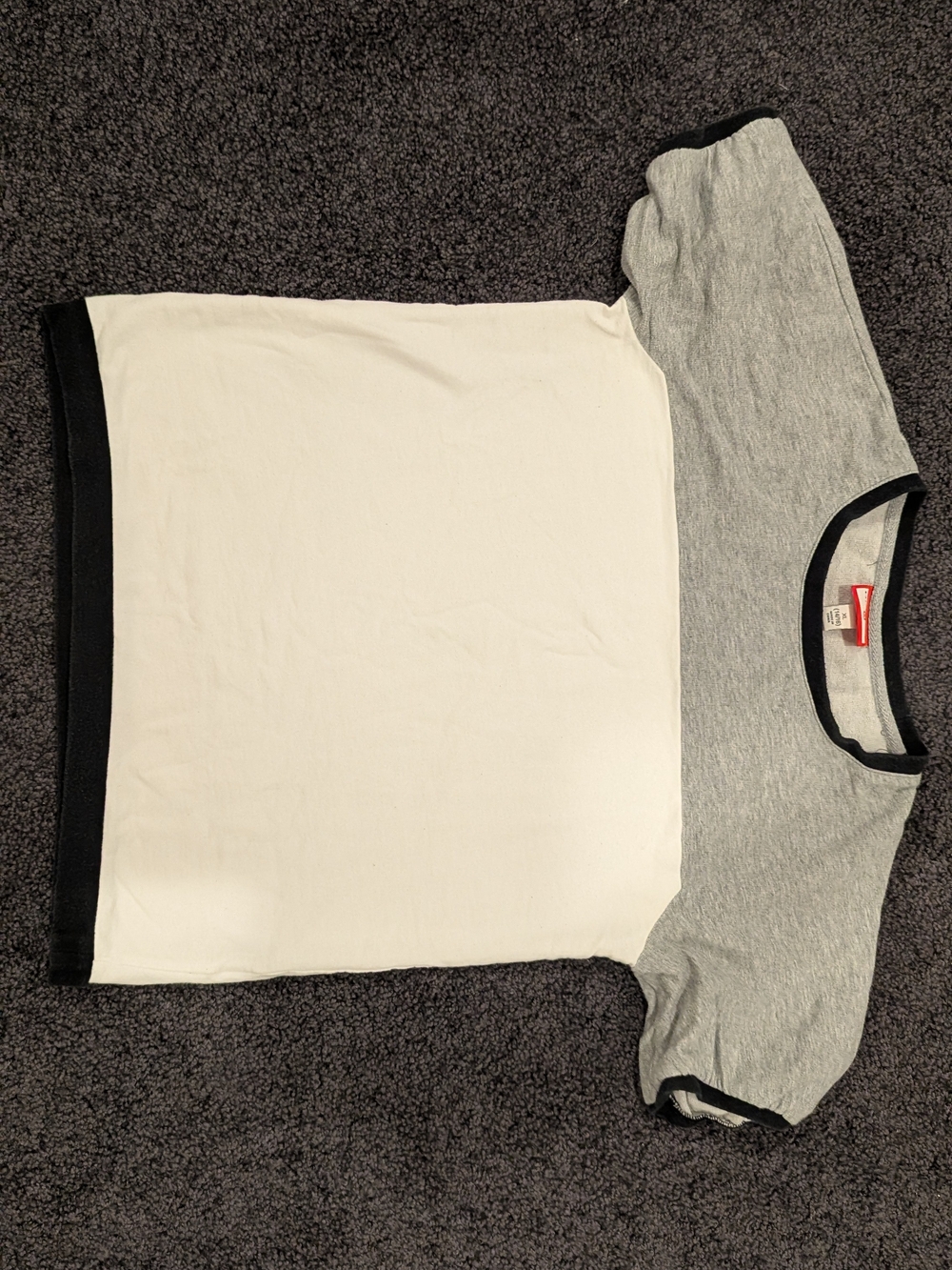 Hunter White & Heather Gray Colorblock Tee with Black Trim